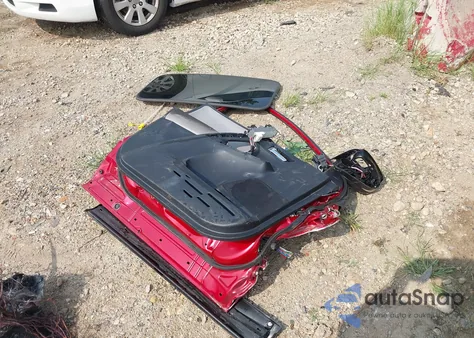 2015 Toyota Rav4 Xle z USA, uszkodzony, nr VIN 2T3WFREV4FW217721